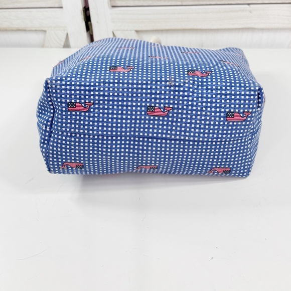 Vineyard Vines Target Gingham American Flag Whale Print Small Tote Bag Blue - Picture 6 of 11